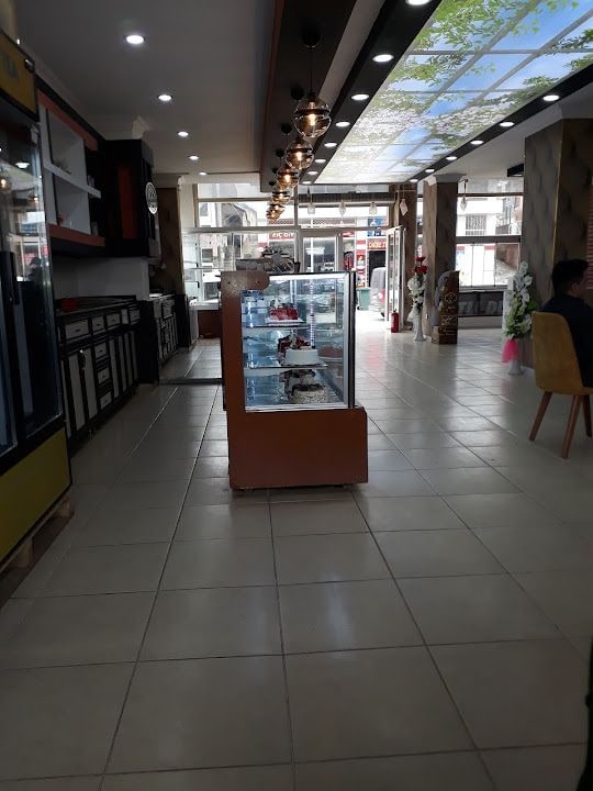 Kardeşler Pastanesi