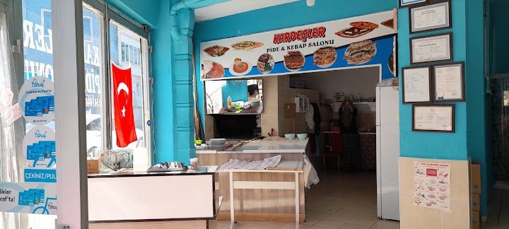 Kardeşler Pide Salonu
