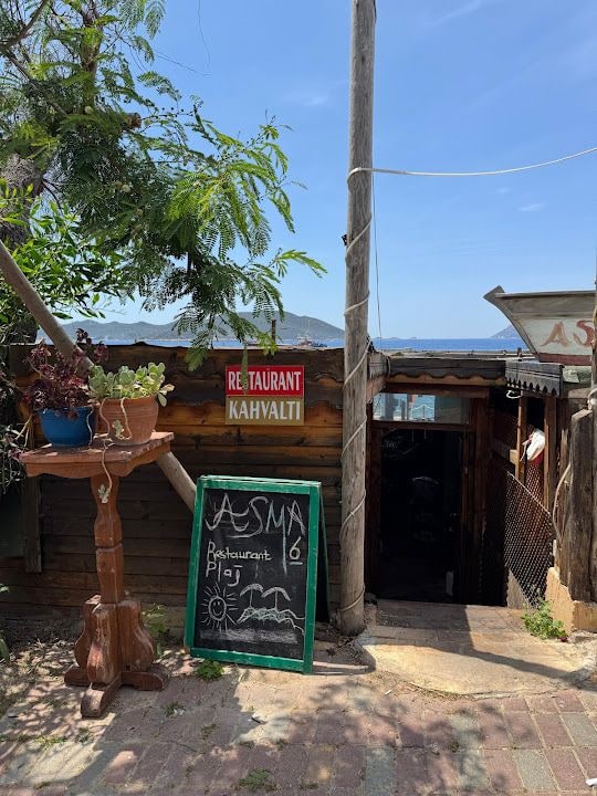 Kaş Asma6 Restaurant Beach Bar & Cafe