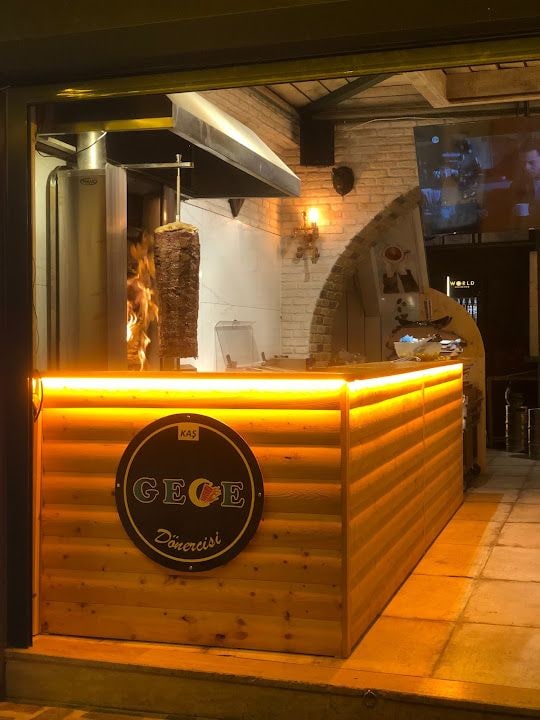 Kaş Gece Dönercisi