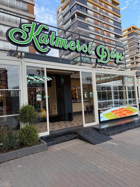 Katmerci Dayı Begoviç | Restoran - Kahvaltı - Tatlı