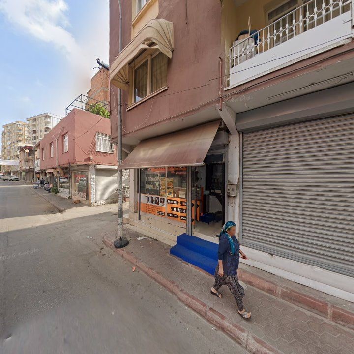 Kaynar Cafe Döner Köfte Ciğer Tantuni Gözleme