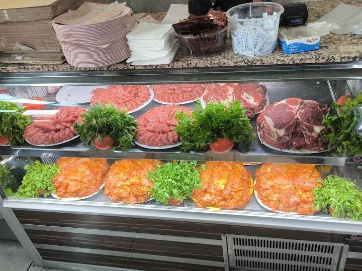 Kebapçı Yücel Usta