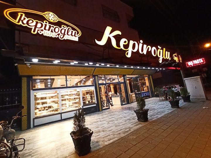Kepiroğlu Pastanesi Levent şubesi