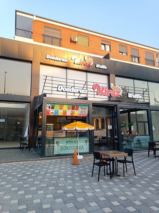 Kiraz Waffle & Dondurma Kepez