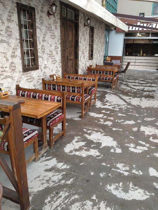 Kırıntı Kahvaltı Salonu