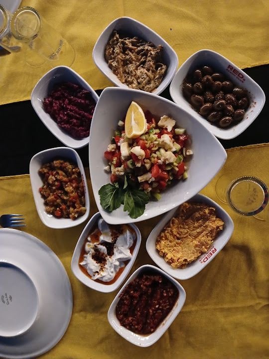 Kırmızı Restoran