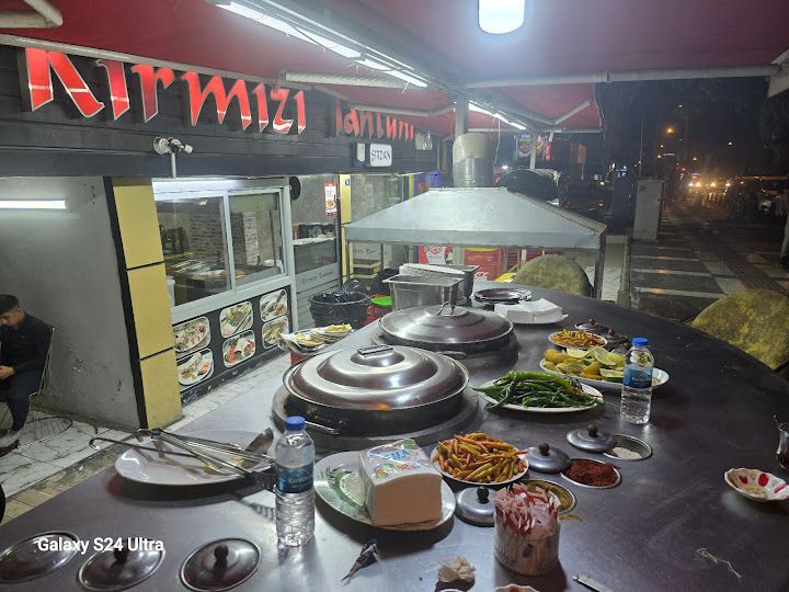 Kırmızı tantuni şırdan