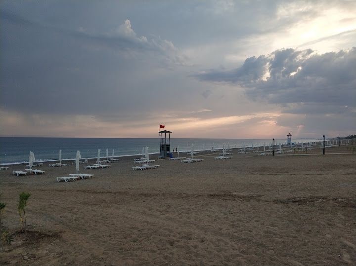 Kızılot Halk Plajı