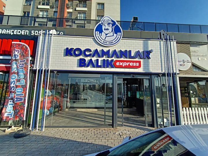 Kocamanlar Balık Market - Balat