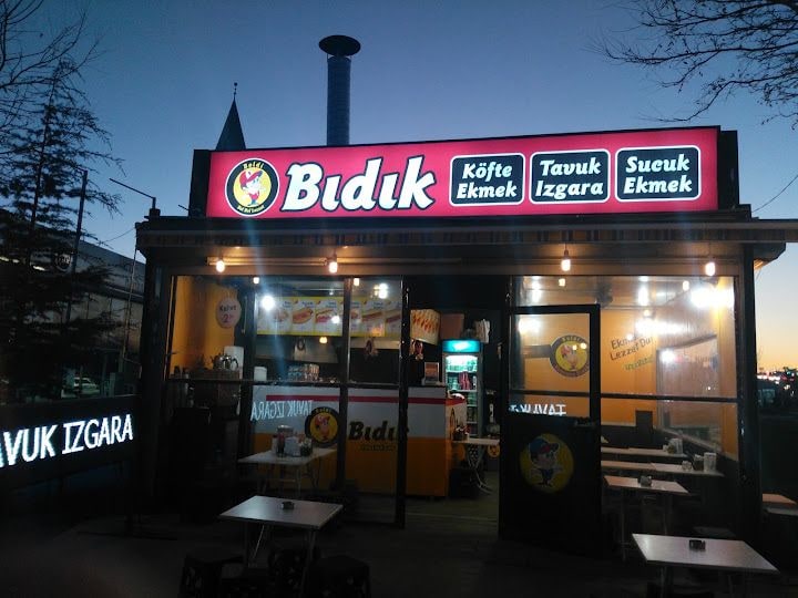 Köfte Ekmek Kumrucu Sinan