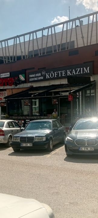 Köfte Kazım