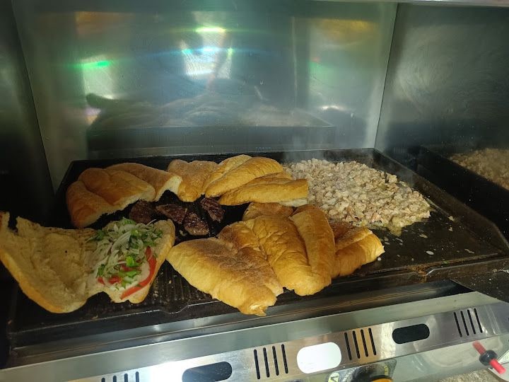 KÖFTECİ ABİ KOKOREÇ