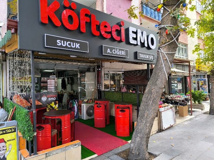 Köfteci Emo