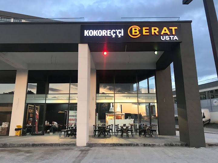 Kokoreçci Berat Usta