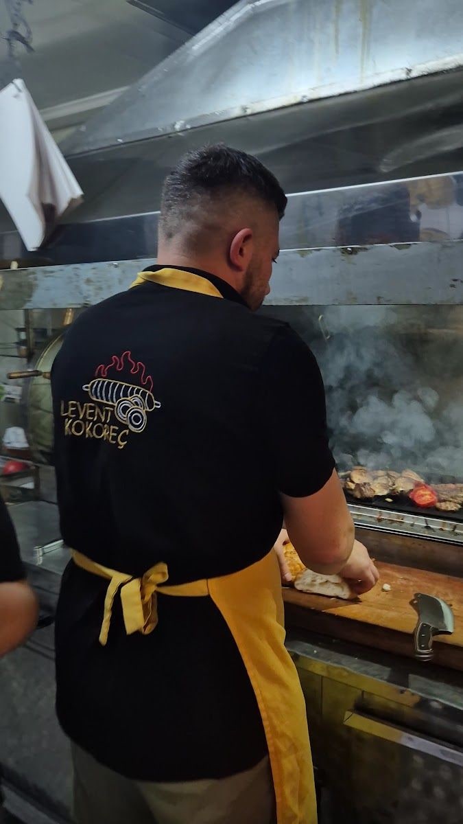 Kokoreçci Levent Usta