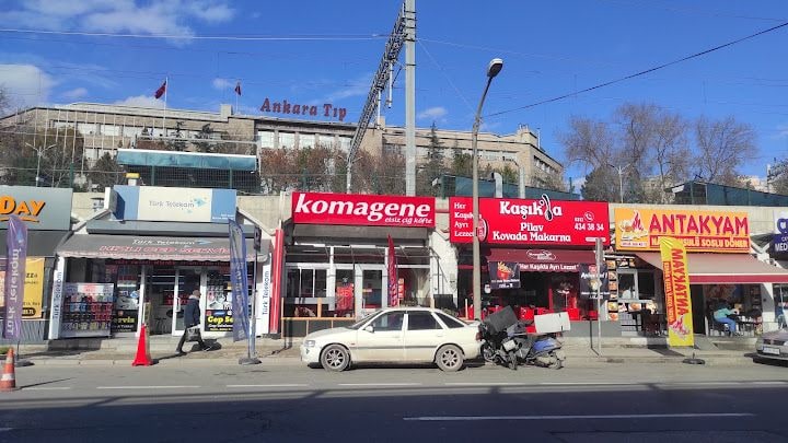 Komagene Etsiz Çiğ Köfte