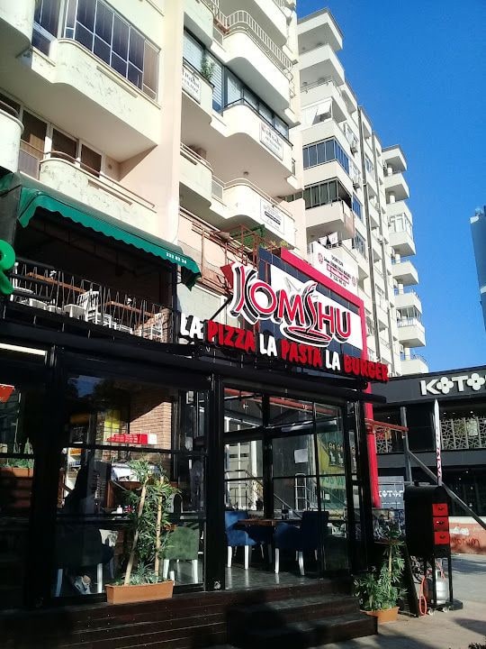 Komshu Pizza Kumpir