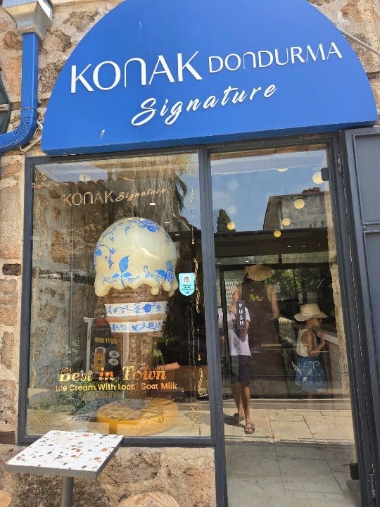 Konak Dondurma Kaleiçi