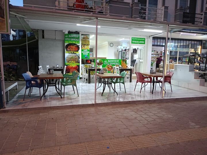 Konyevi Etli Ekmek