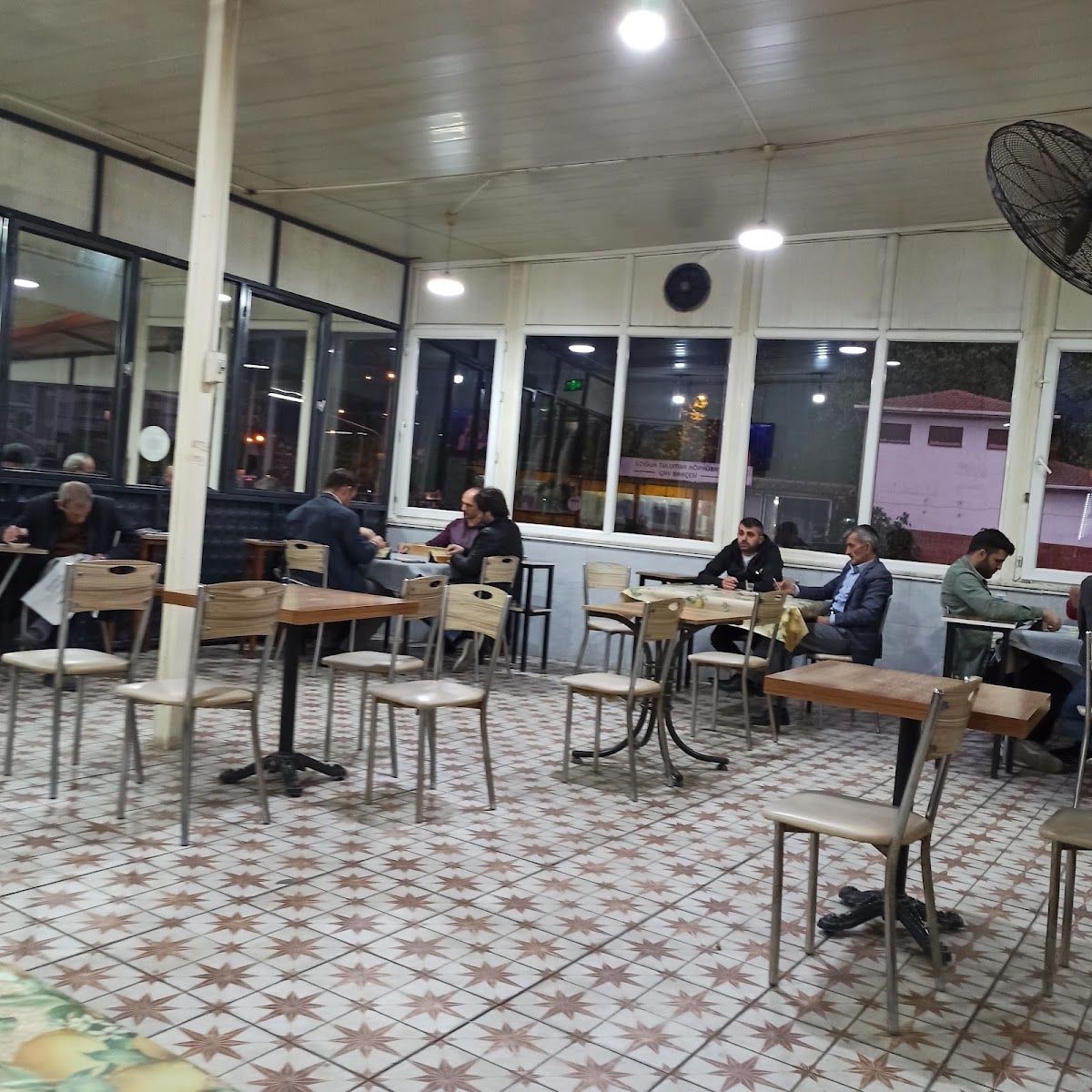Köpraübaşi Izgara Çobra Salonu