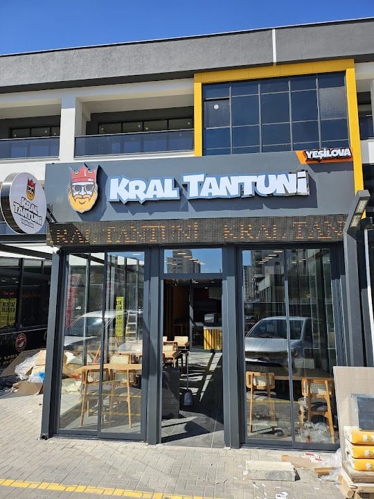 Kral Tantuni Yeşilova