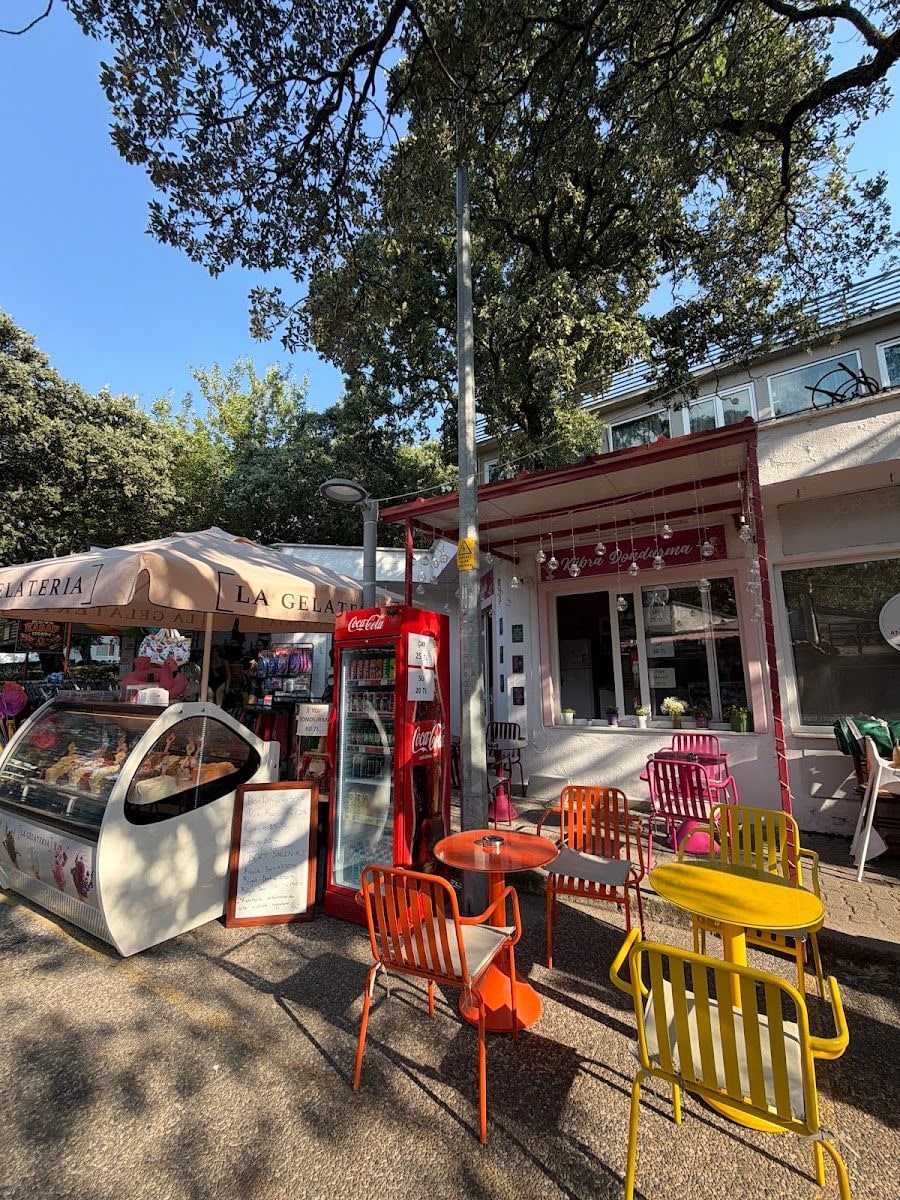 Kübra cafe dondurma
