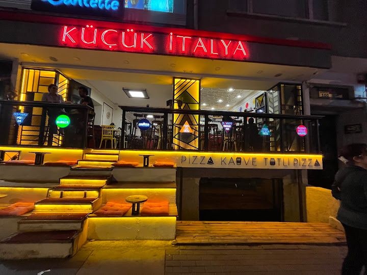 Küçük İtalya Tunalı