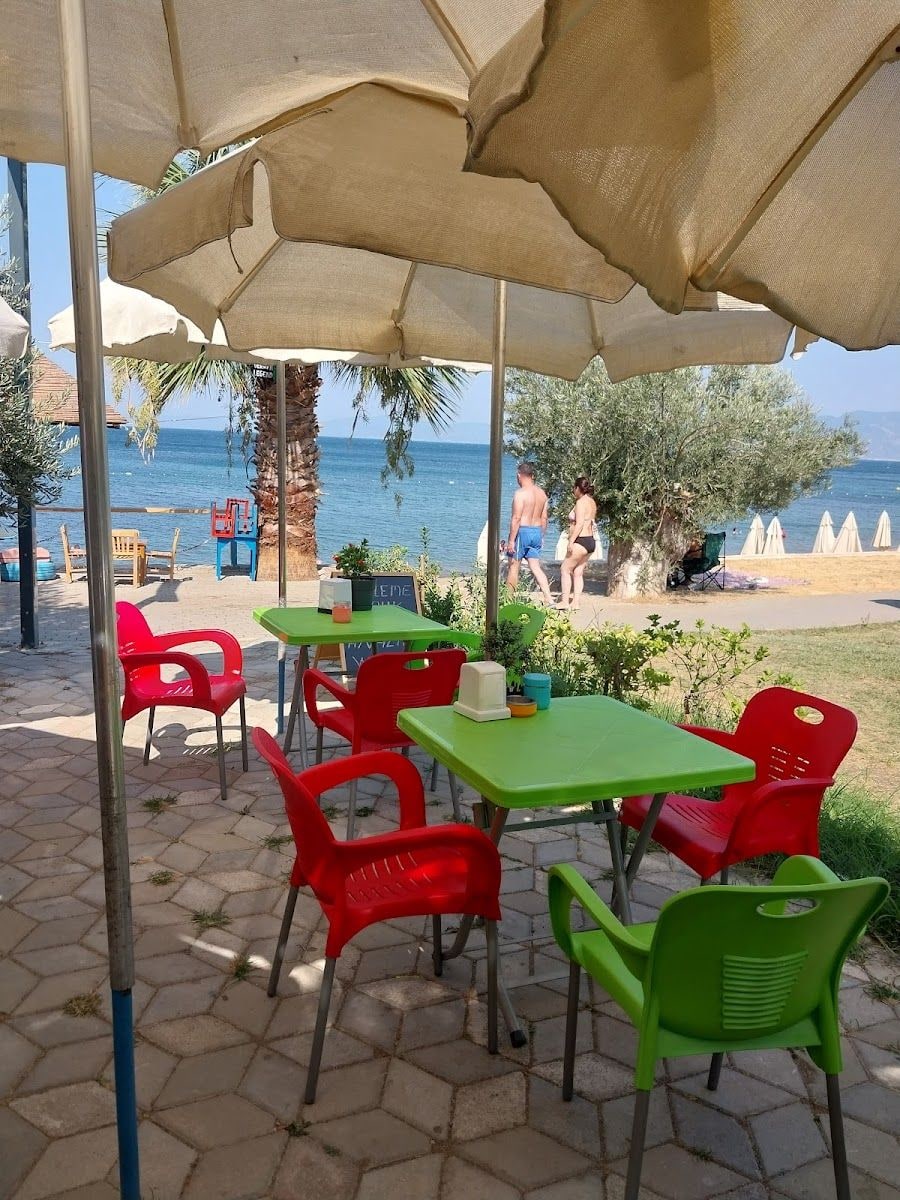 Kumsal Cafe Beach Pelitköy