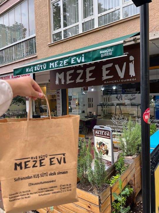 Kuş Sütü Meze Evi Bahçeli