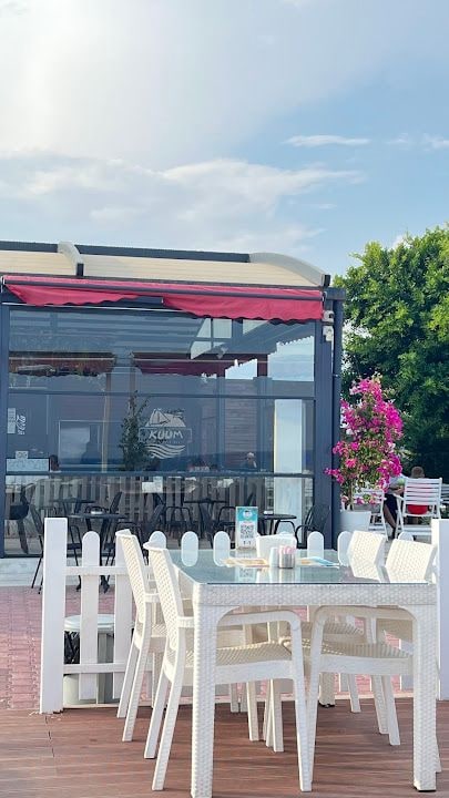 Kuum Cafe Bistro Beach