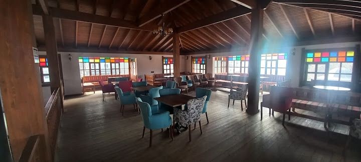 Kuyucak Belediye Aile Çay Bahçesi