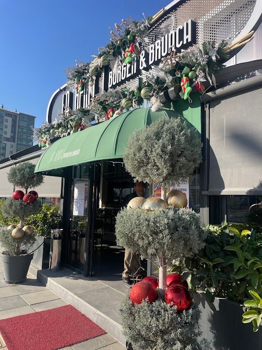 La Gems | Burger & Brunch