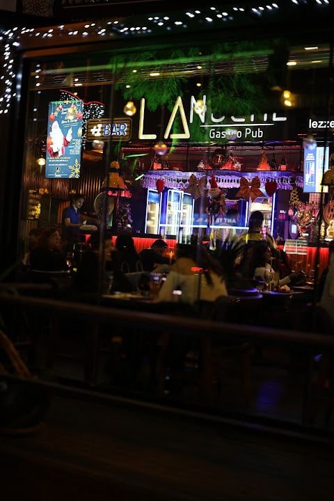 La Noche Adana