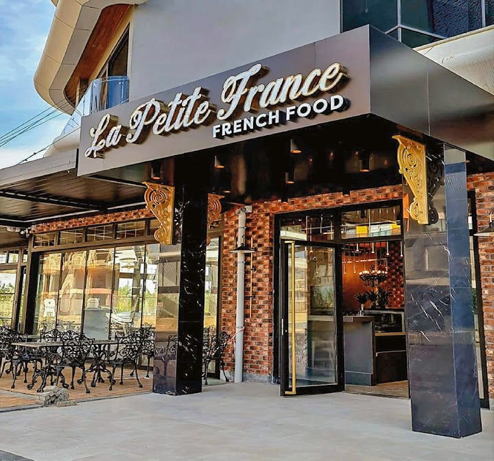 La Petite France French Food