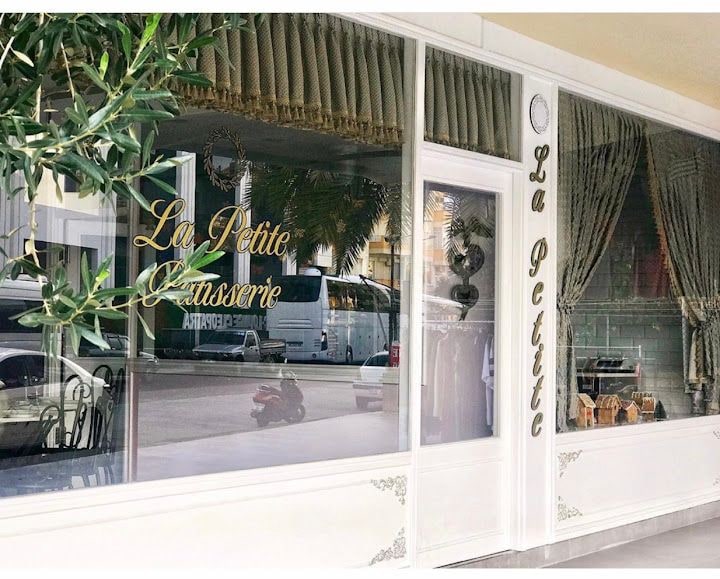 La Petite Patisserie