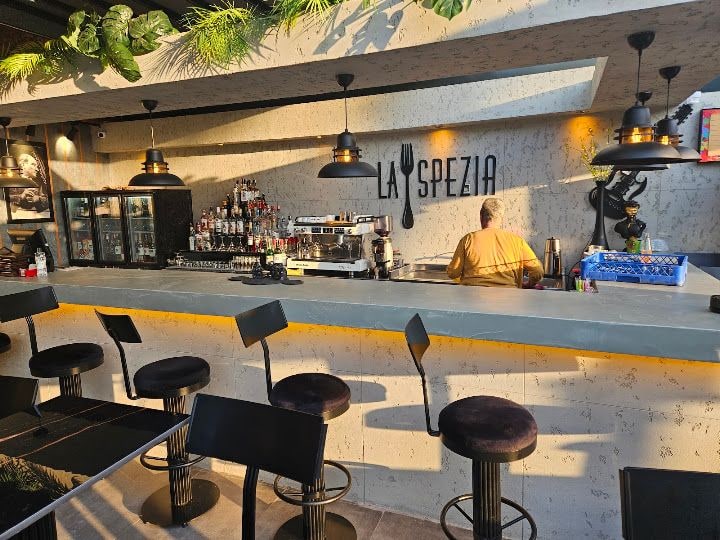 La Spezia Bistro Bar & Restaurant