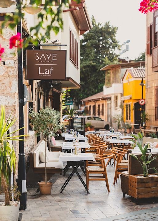 Laf Meze Restaurant