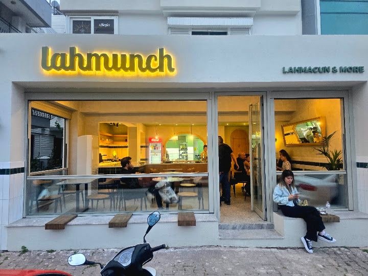Lahmunch Lahmacun & More