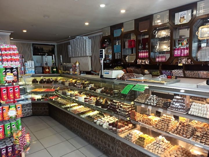 Lale Pastanesi
