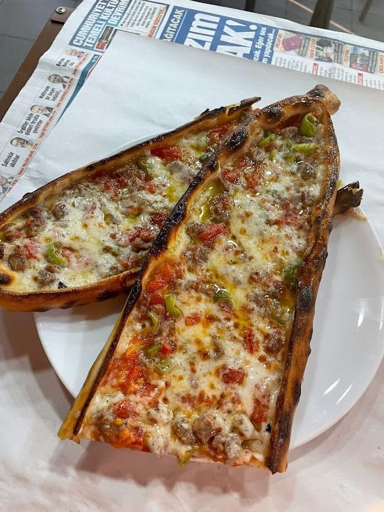 Lalezar Pide Salonu