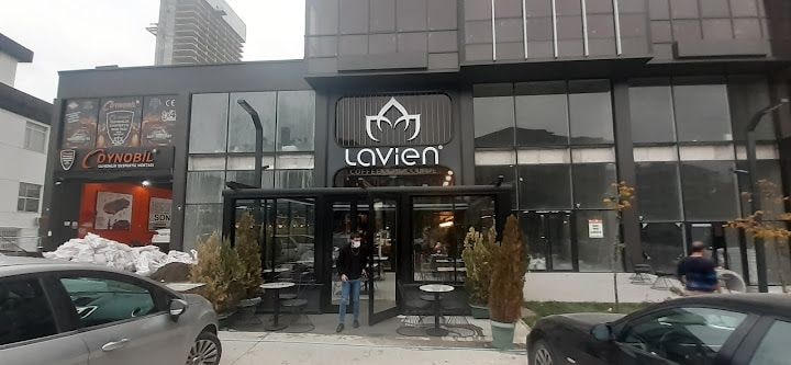 Lavien Coffee & Chocolate