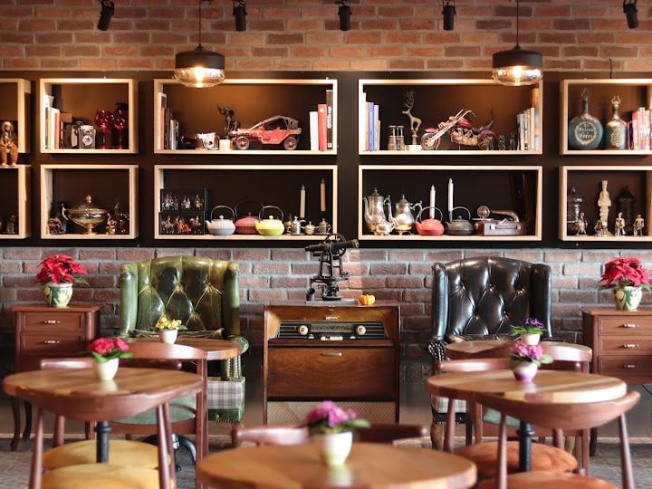 Lavinnia Coffee Kahve Ve Tatlı Evi