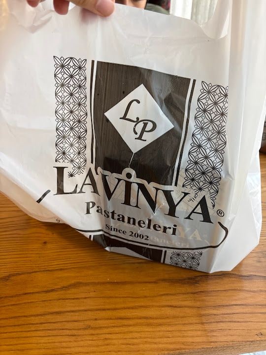 Lavinya Pastanesi