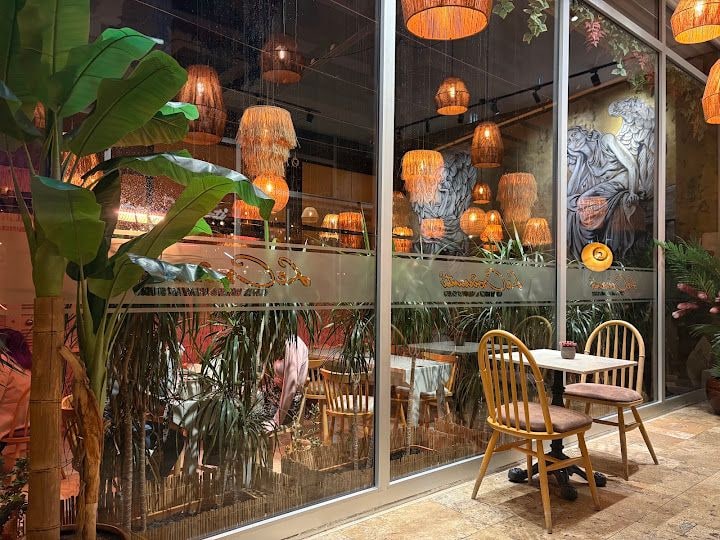 Le Croissanti Patisserie
