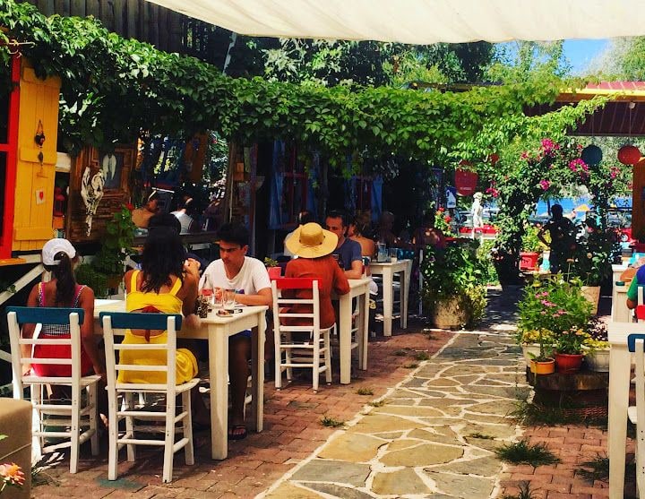 Le Jardin Beach Restaurant Meyhane & Bar