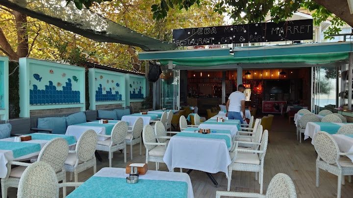 Leda Marin Restaurant