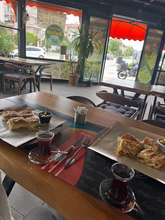 Levent Börek