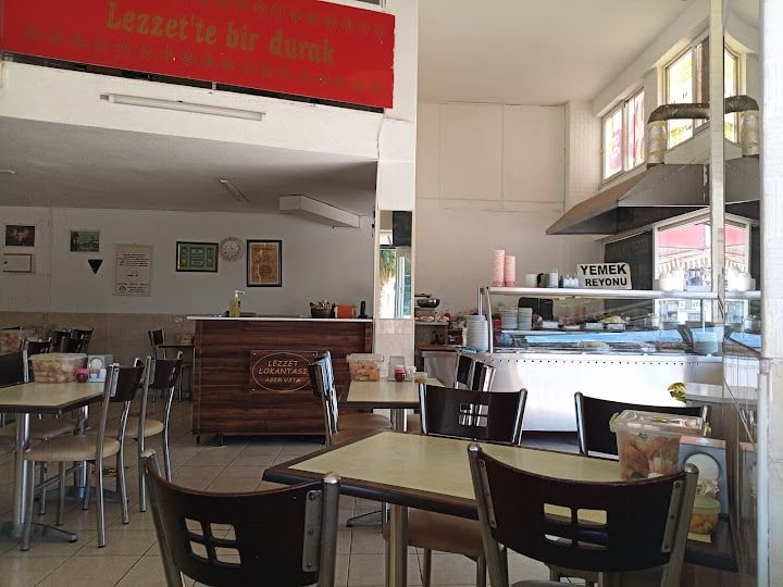 Lezzet Lokantası