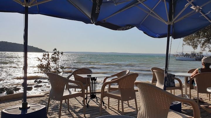 Liberte Bar Restaurant